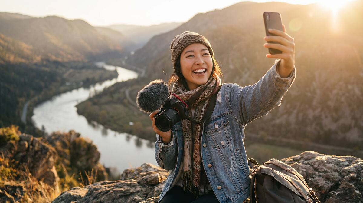 黄色仓库旅行视频